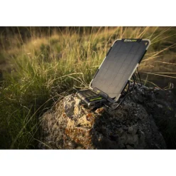 Guide 12 Nomad Solar Kit