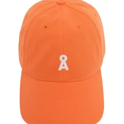Yenaas Bold Cap